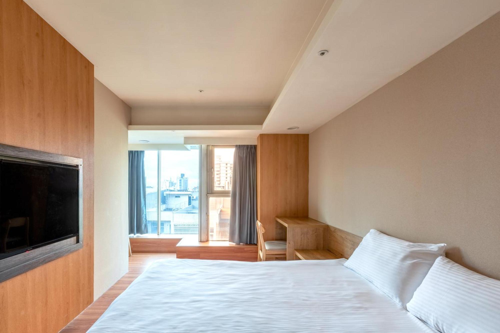 E Lim Hotel تشونغلي المظهر الخارجي الصورة