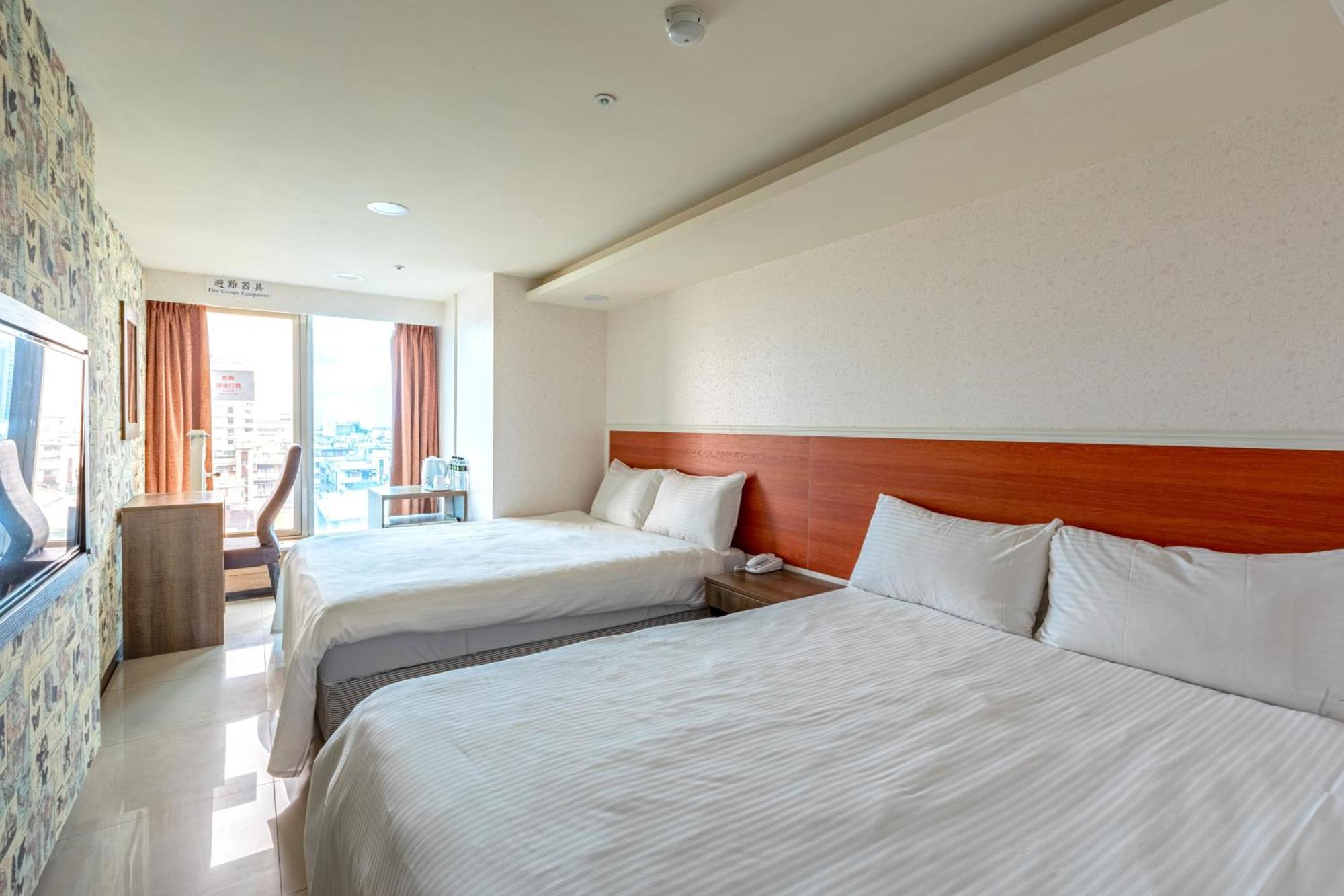 E Lim Hotel تشونغلي الغرفة الصورة