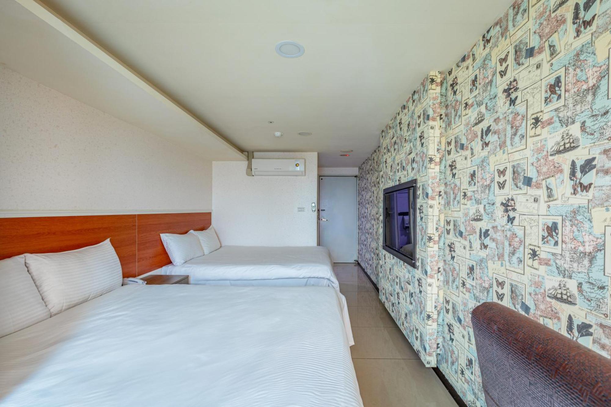 E Lim Hotel تشونغلي الغرفة الصورة
