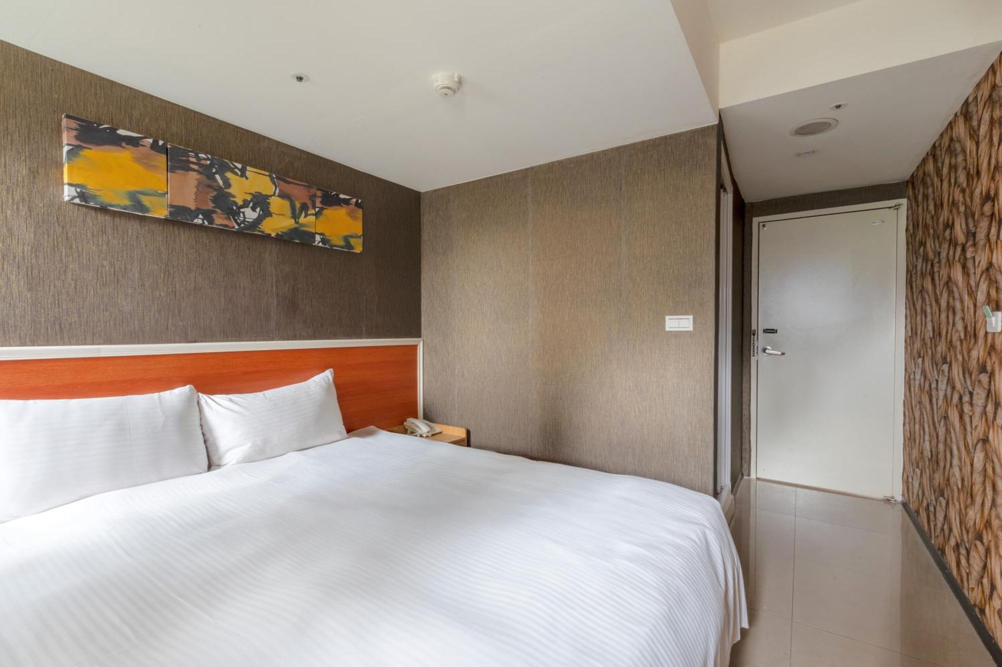 E Lim Hotel تشونغلي المظهر الخارجي الصورة