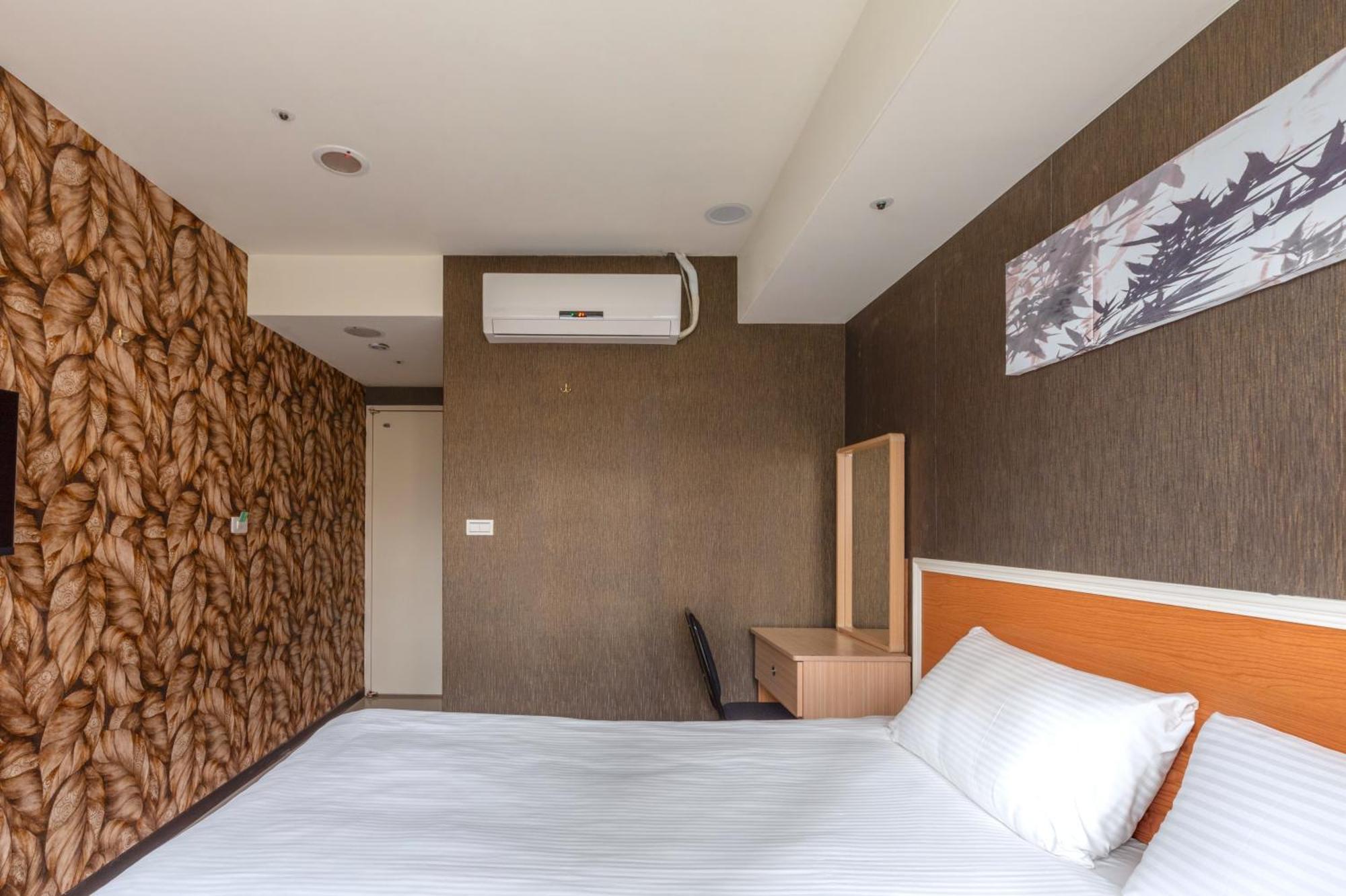 E Lim Hotel تشونغلي المظهر الخارجي الصورة